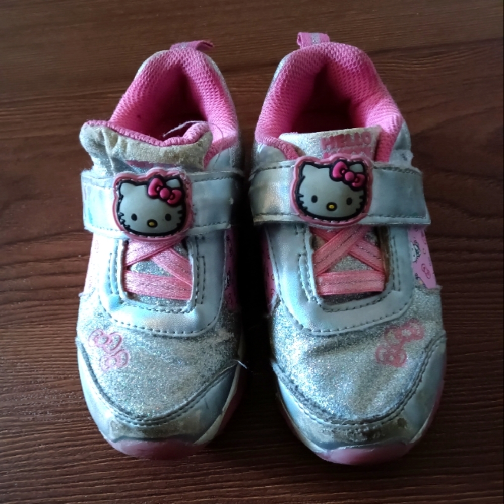 Hello Kitty light up shoes